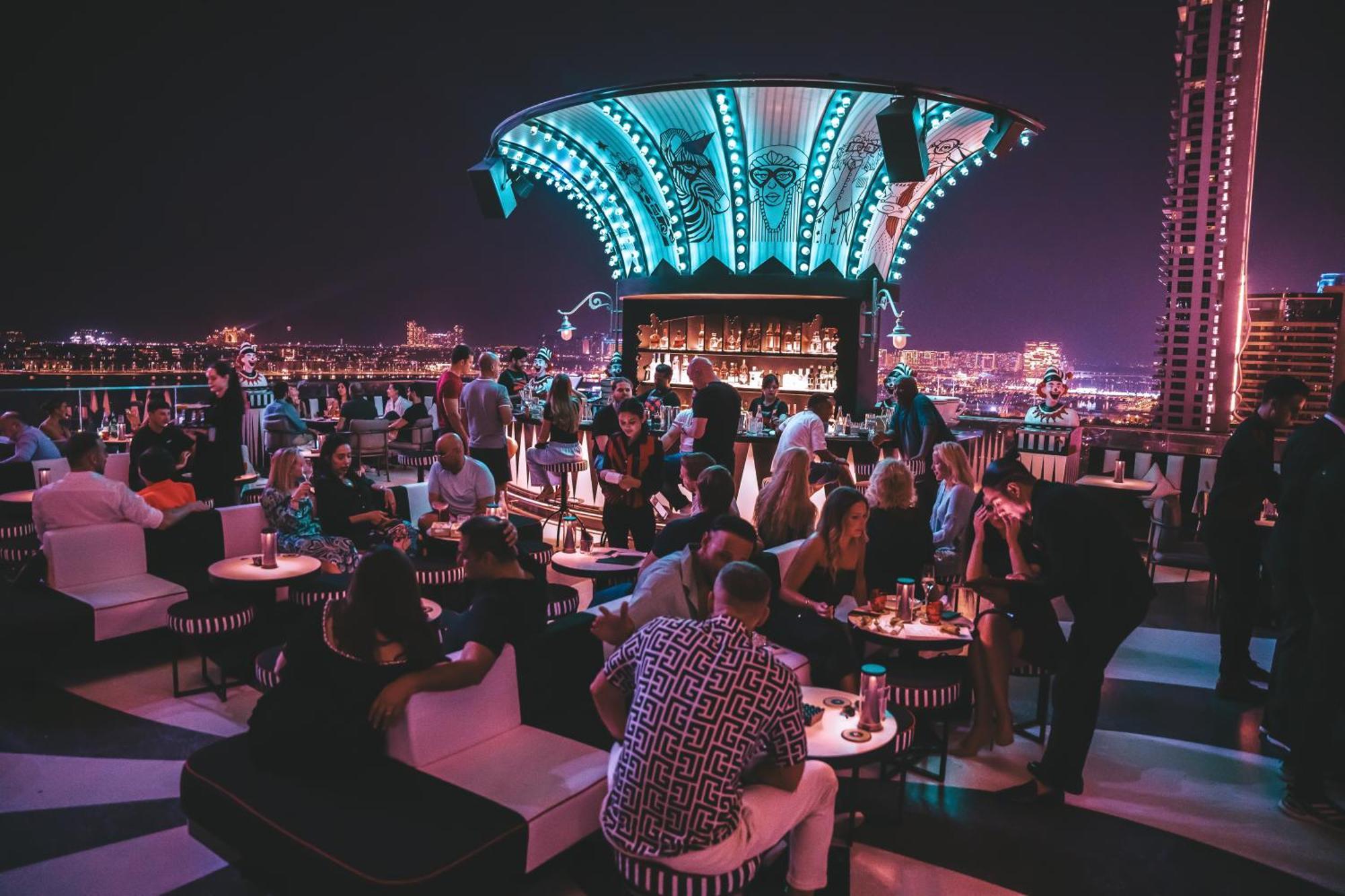 Five Luxe Hotel Dubaj Kültér fotó The View at The Palm