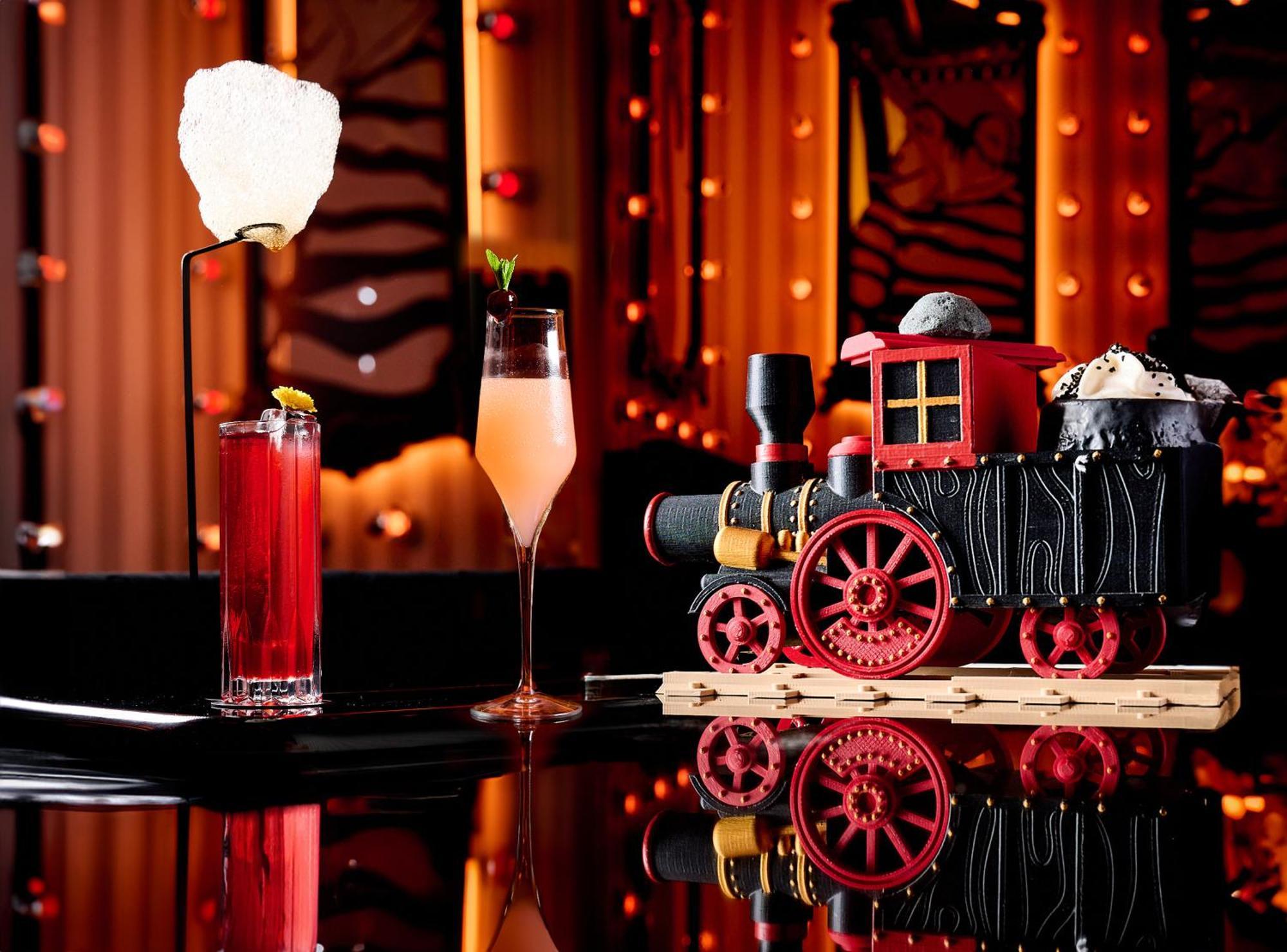 Five Luxe Hotel Dubaj Kültér fotó The bar at the Mandarin Oriental, Munich